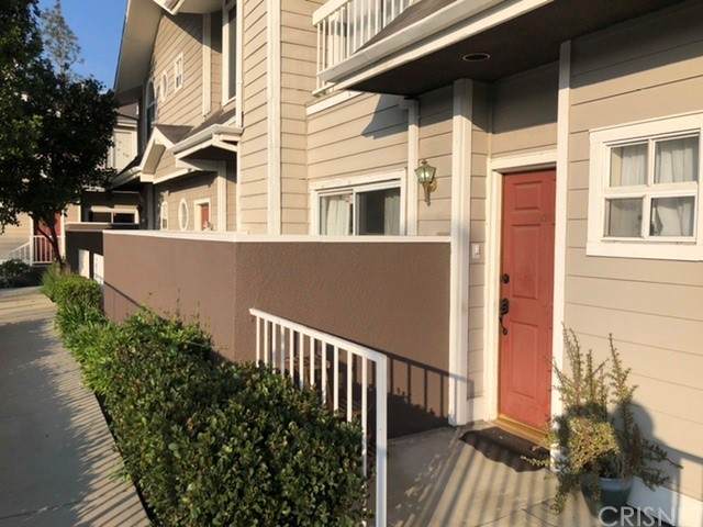 8624 De Soto Avenue - Photo 1