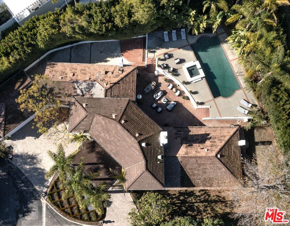 31 Oakmont Drive - Photo 1