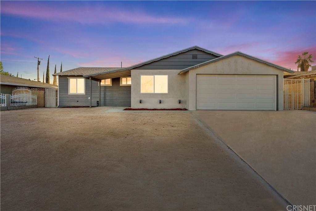 350 Avenue R11 - Photo 1