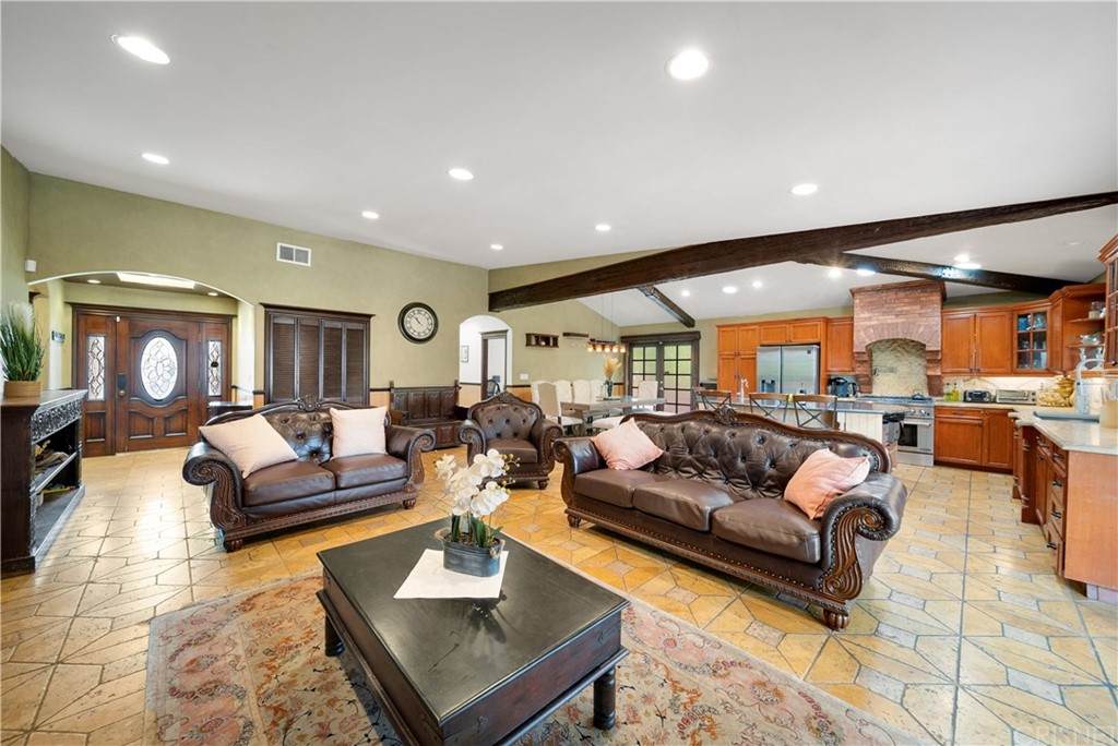 6253 Calvin Avenue - Photo 1