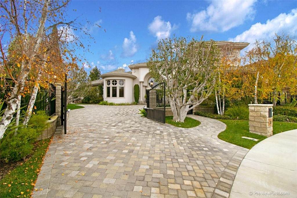 3 Andover Court - Photo 1