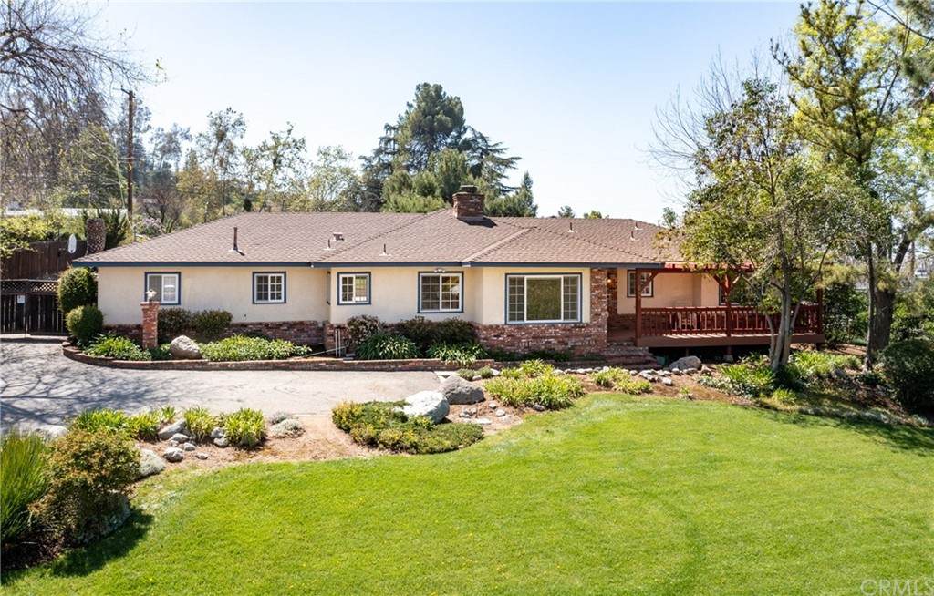 36055 Highland Avenue - Photo 1