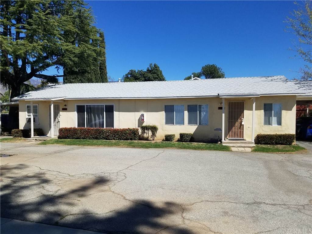 35019 Avenue C - Photo 1