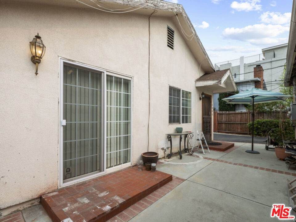 5440 Hermitage Avenue - Photo 1