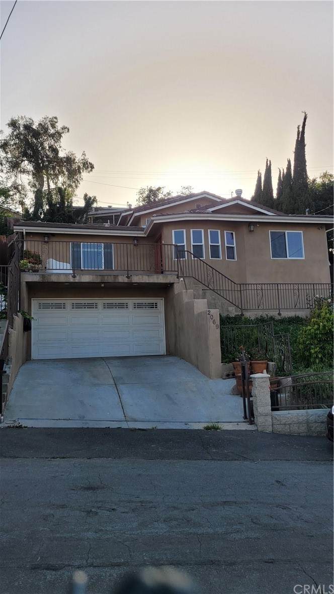 2069 Redding Avenue - Photo 1