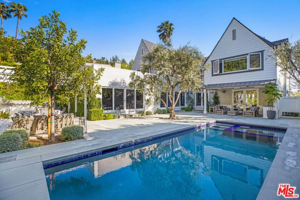 1417 Doheny Drive - Photo 1