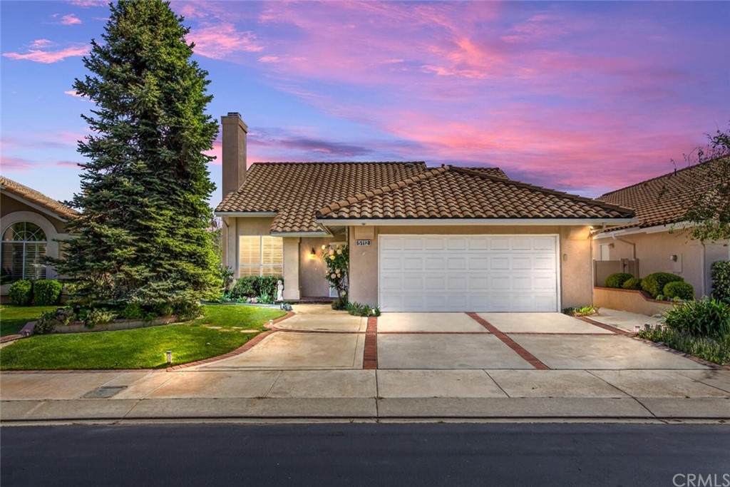 5112 Pinehurst Drive - Photo 1