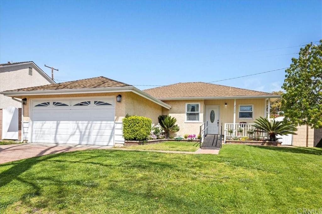 21720 Reynolds Drive - Photo 1