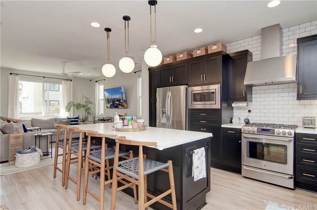 1050 Hampton Drive - Photo 1