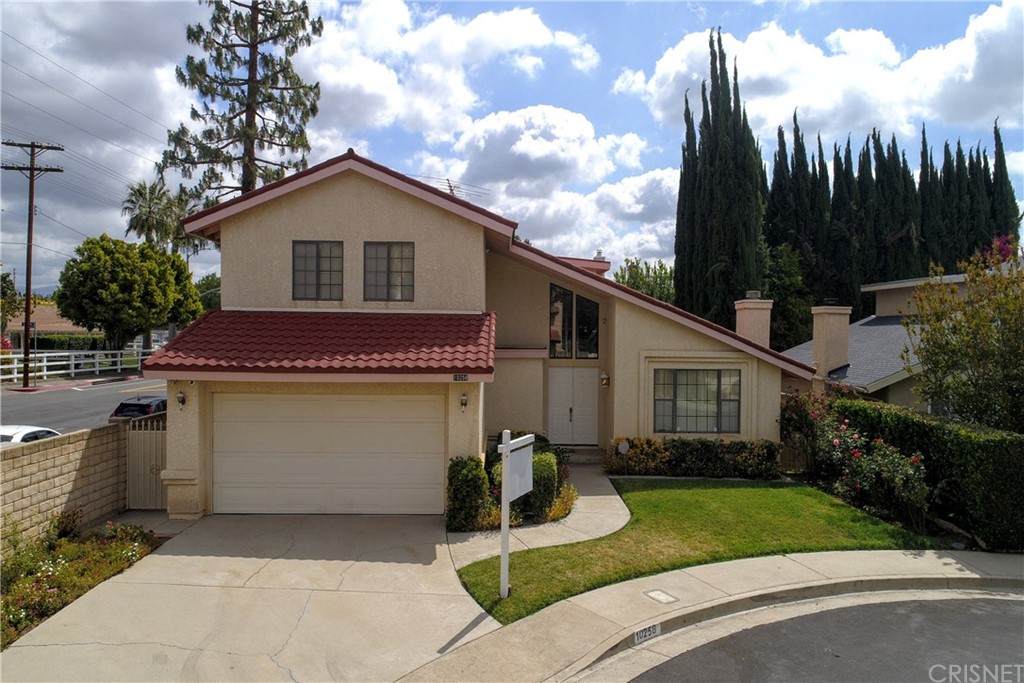 10258 Glade Avenue - Photo 1