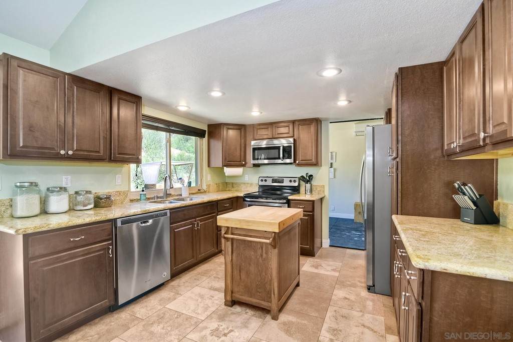 24658 Rio Verde Dr - Photo 1