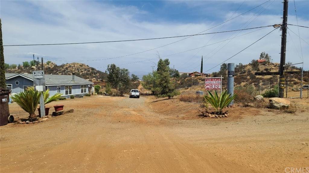27200 Hoffman Lane - Photo 1
