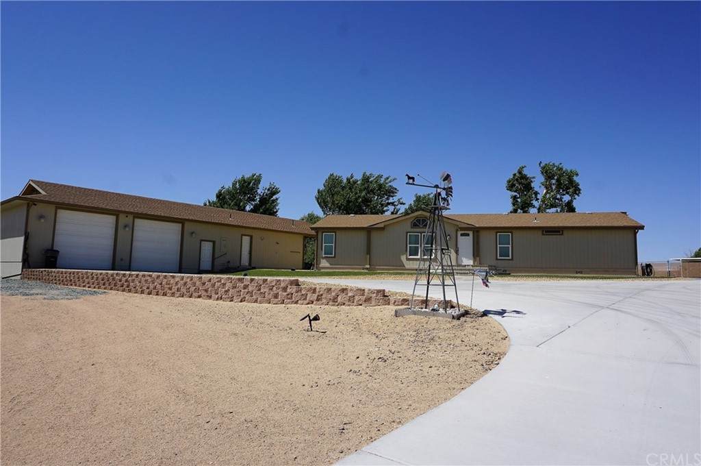 36900 Rozanne Drive - Photo 1