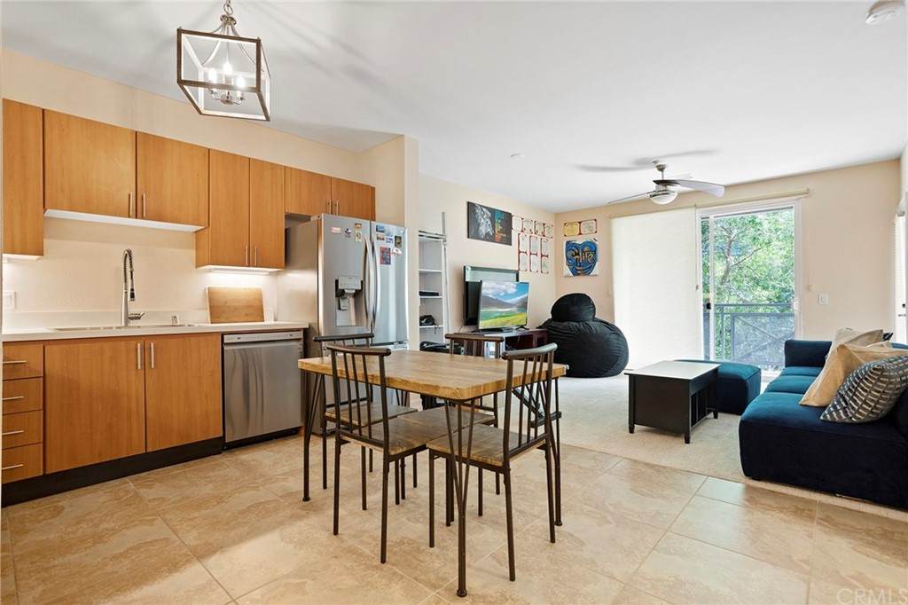 525 11th Avenue - Photo 1