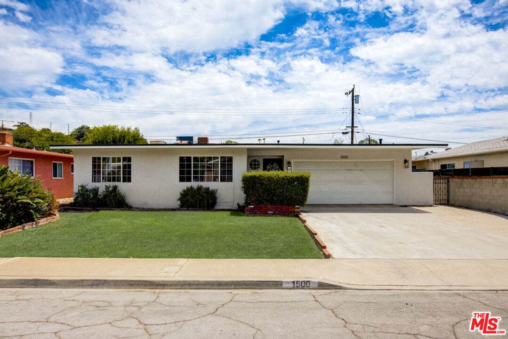 1500 Ynez Avenue - Photo 1