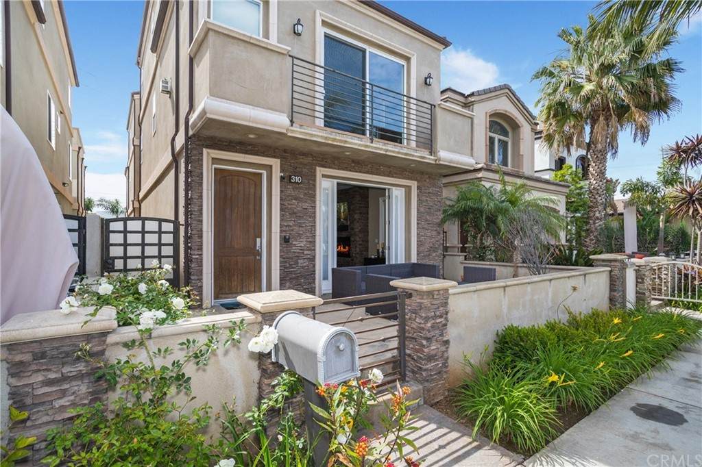 310 2nd Street - Photo 1