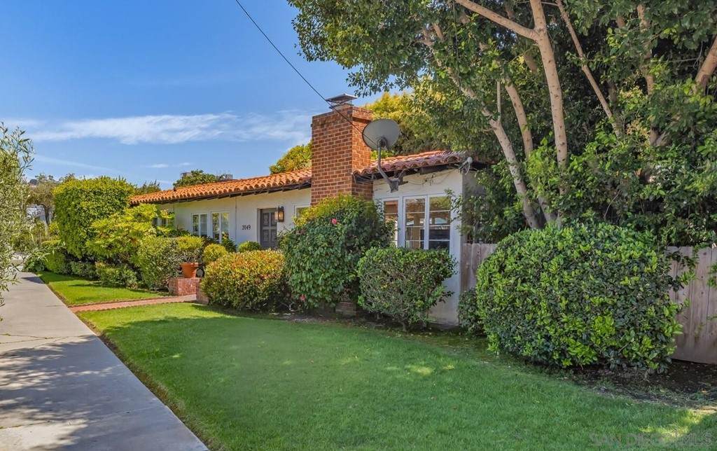 2049 Paseo Dorado - Photo 1