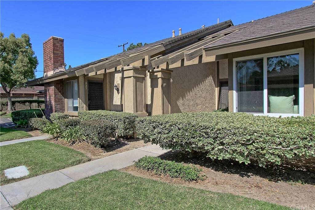 929 Gumwood Lane - Photo 1