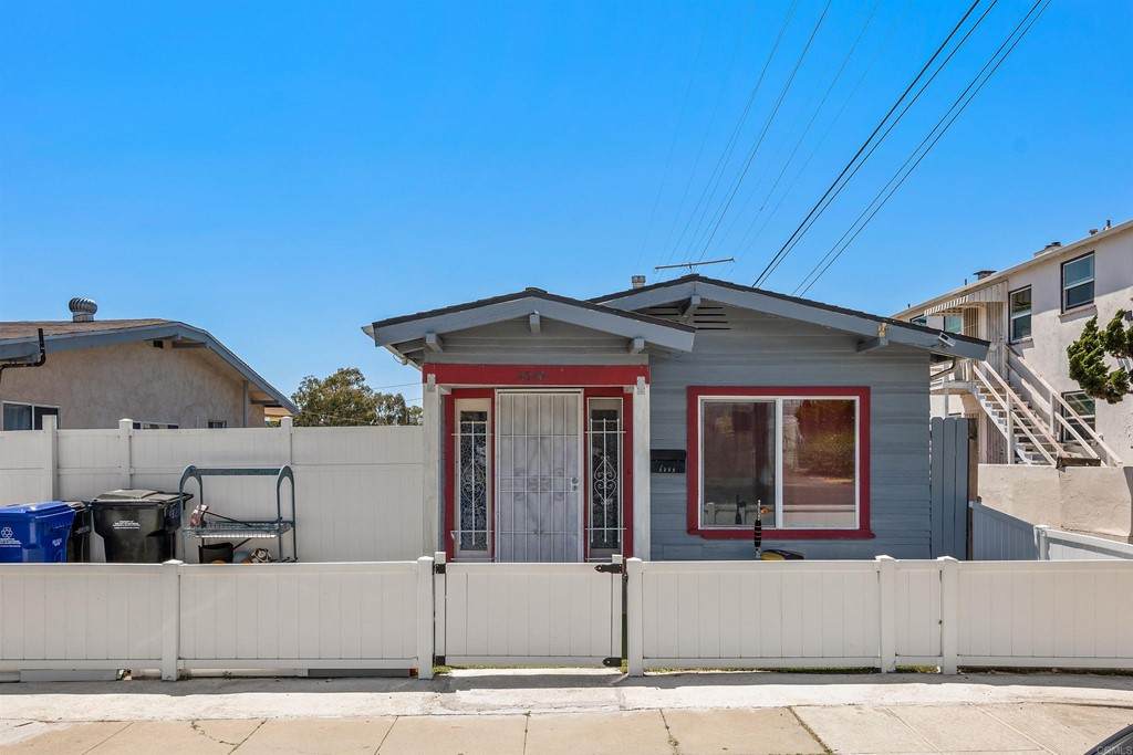 4320 Arizona Street - Photo 1