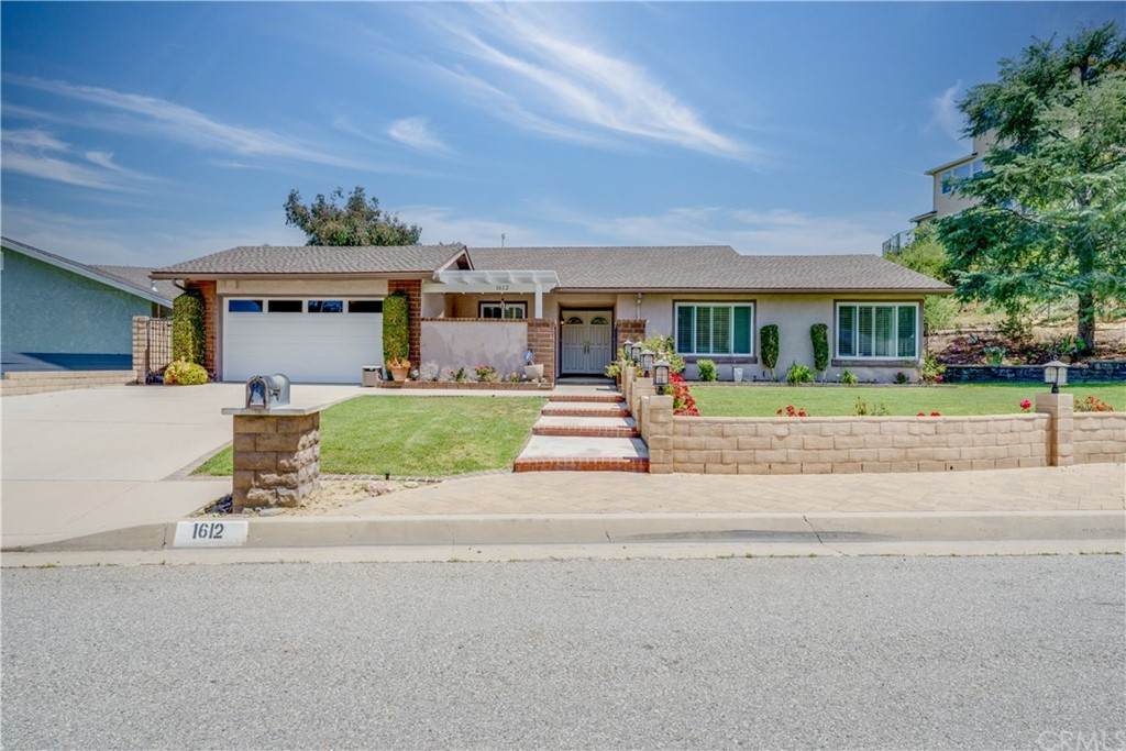1612 Morning Sun Avenue - Photo 1