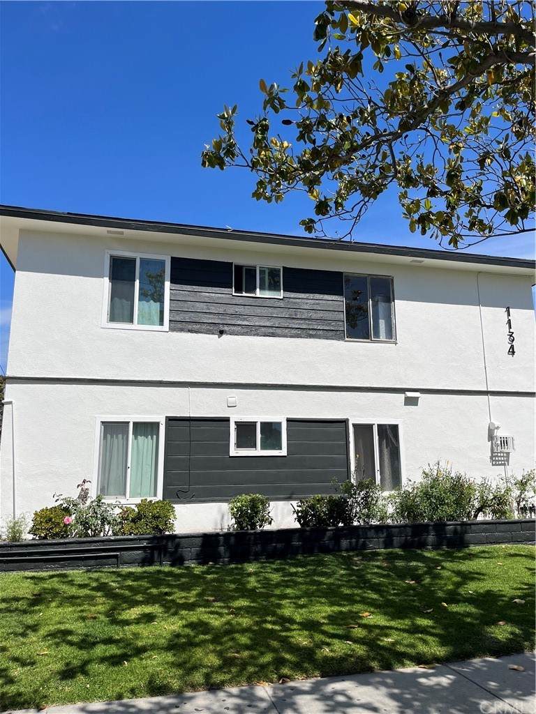 1134 Mayfair Avenue - Photo 1