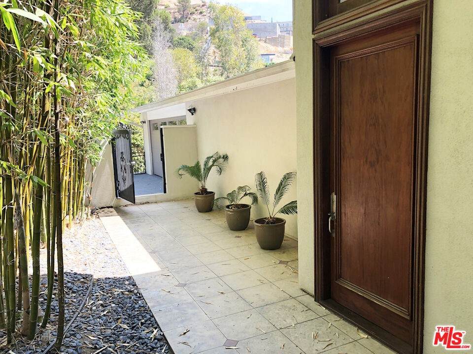 9220 Kinglet Drive - Photo 1