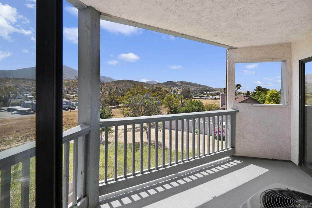 2952 Anawood Way - Photo 1