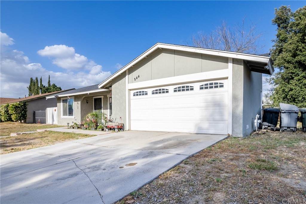244 Eastwood Place - Photo 1