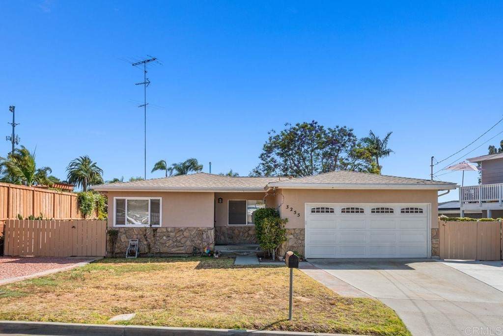 3255 Canyon Street - Photo 1