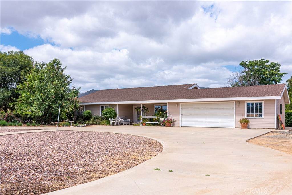 34095 Orchard Street - Photo 1