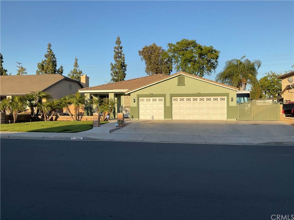 6504 Lilac Court - Photo 1