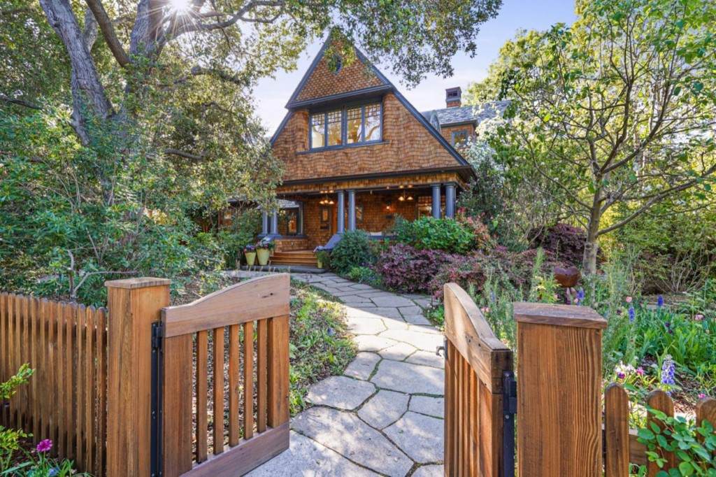 535 Kingsley Avenue - Photo 1