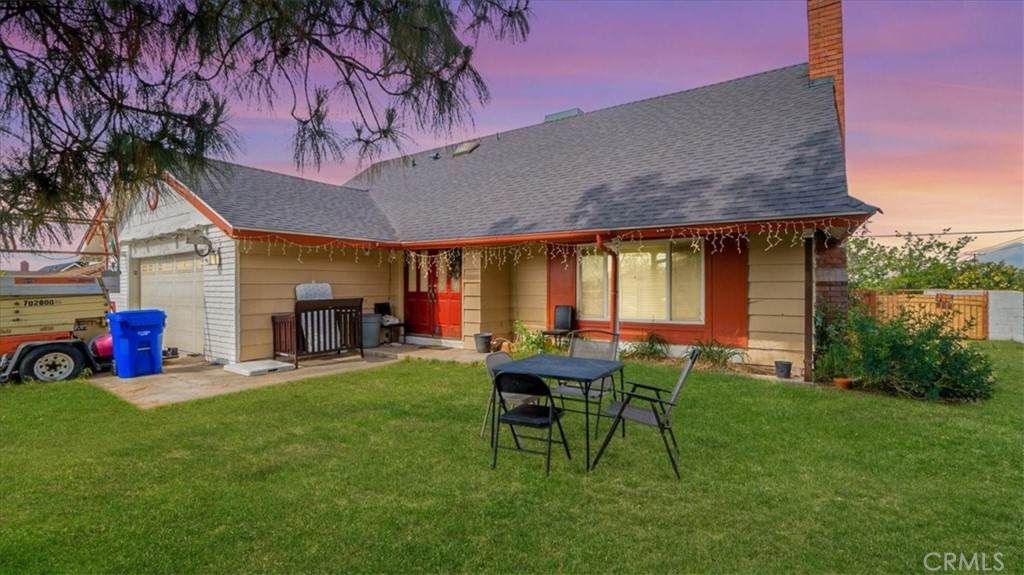 6060 Blythe Avenue - Photo 1