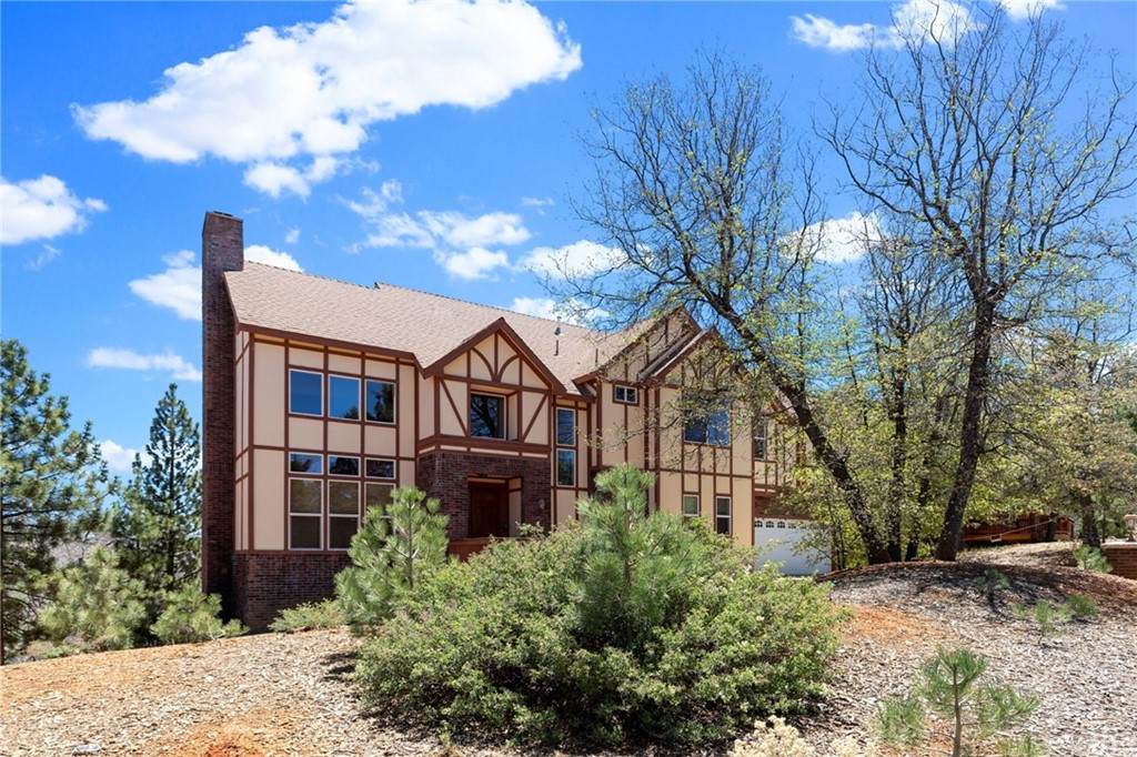 1646 Tuolomne Road - Photo 1