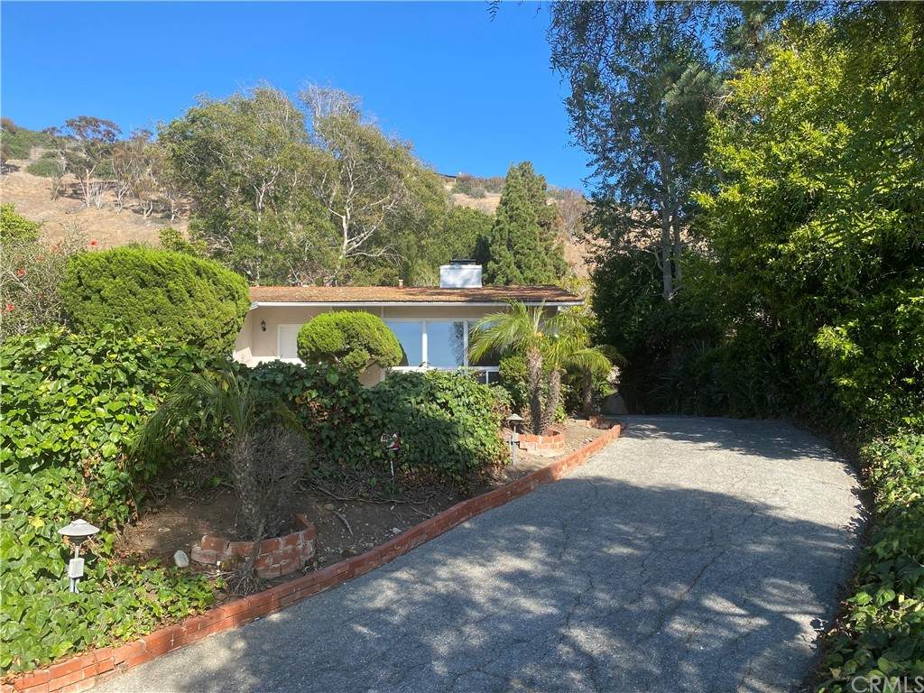1312 Palos Verdes Drive - Photo 1