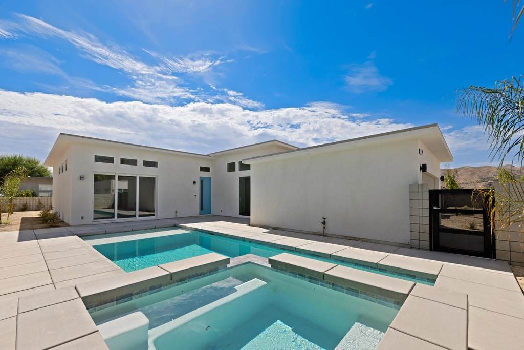 740 Palm Avenue - Photo 1