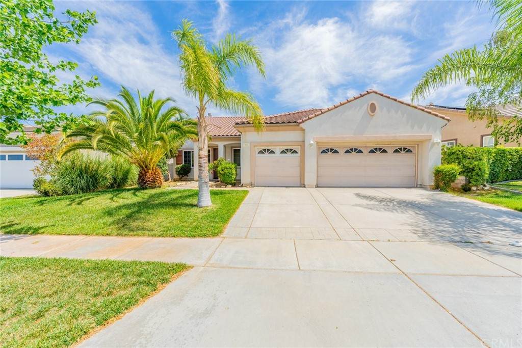 726 Flower Street - Photo 1