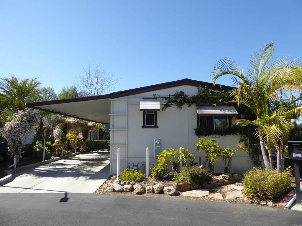 525 El Norte Pkwy - Photo 1