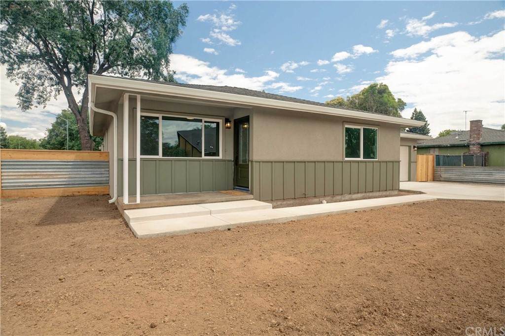 2460 Ceres Avenue - Photo 1