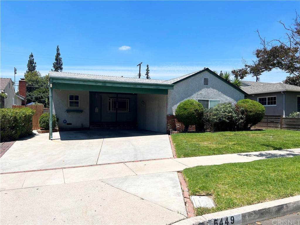 6449 Mclennan Avenue - Photo 1