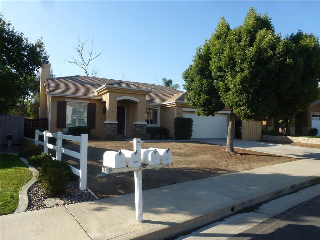 38249 Augusta Drive - Photo 1