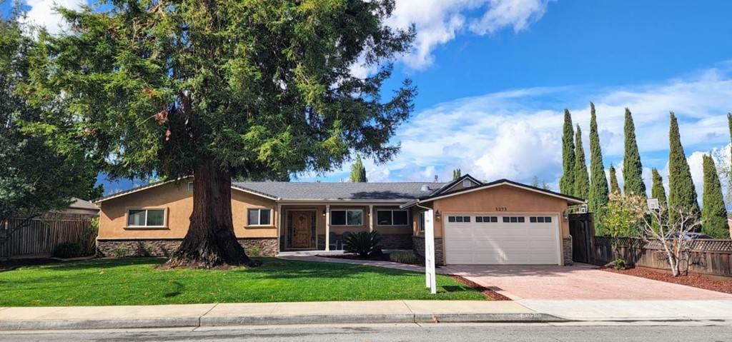 5273 Carter Avenue - Photo 1