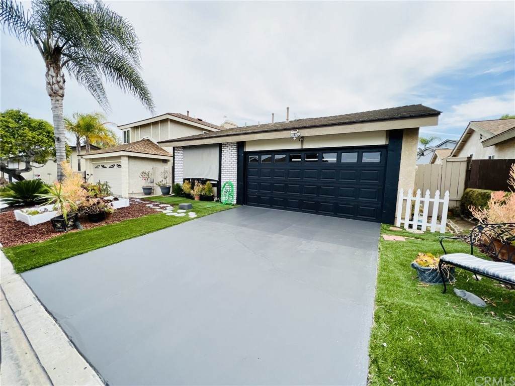 3312 Dorado Place - Photo 1