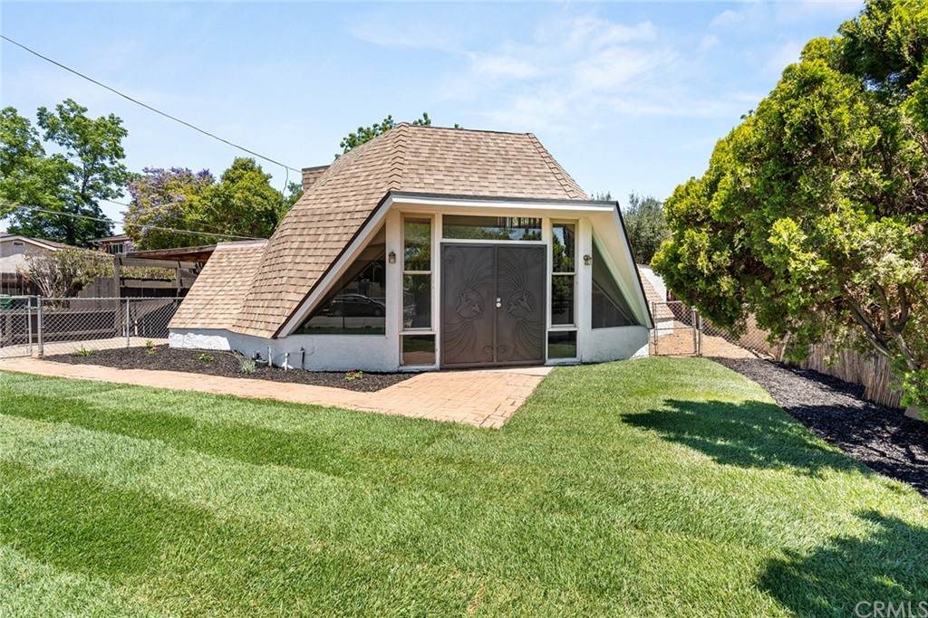 1013 Oro Street - Photo 1
