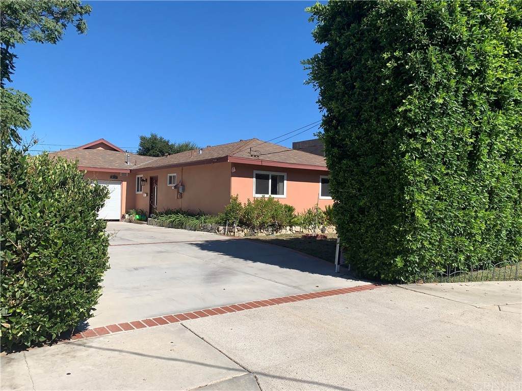6020 Shadyglade Avenue - Photo 1