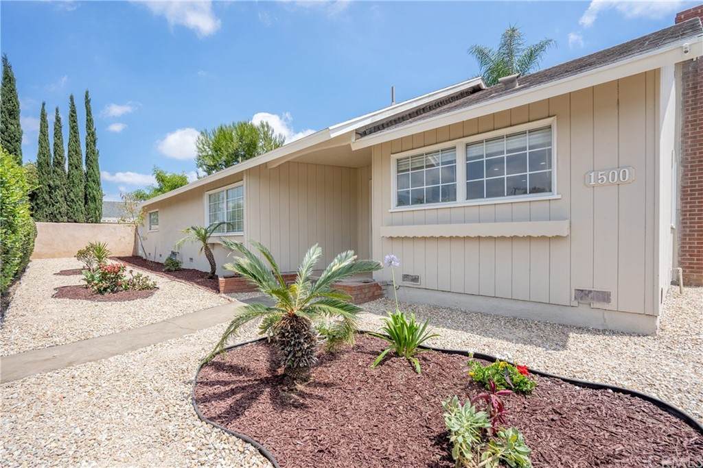 1500 Chapman Avenue - Photo 1