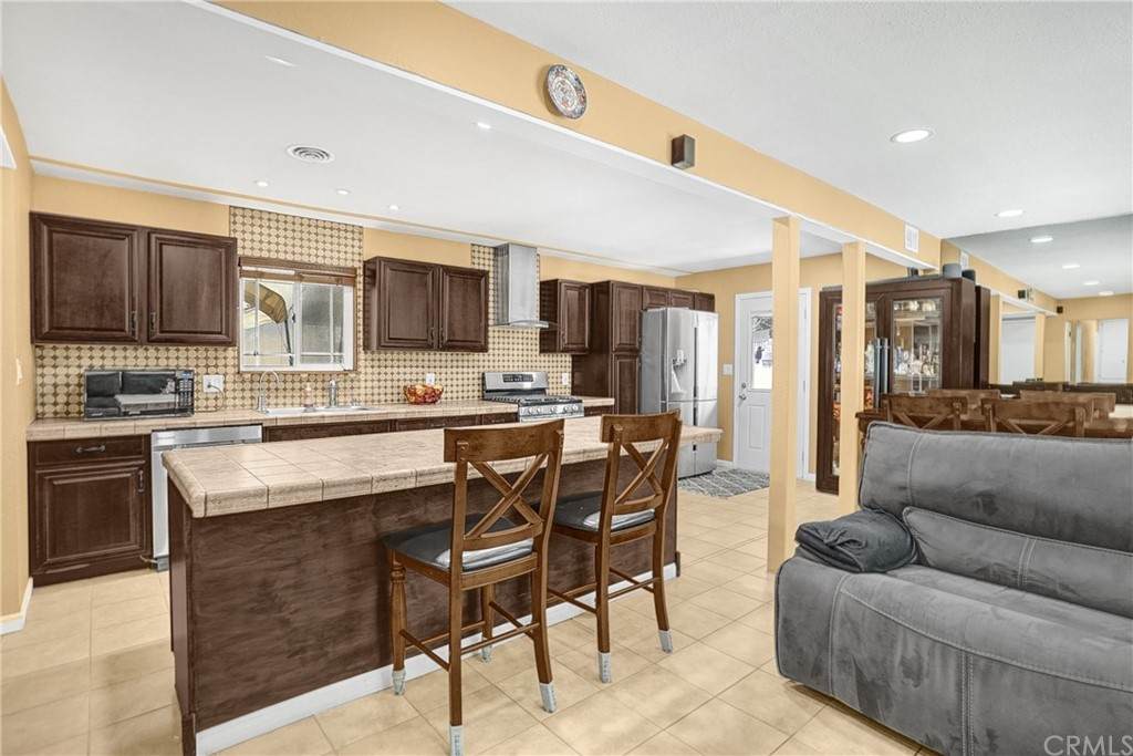 730 Houston Avenue - Photo 1