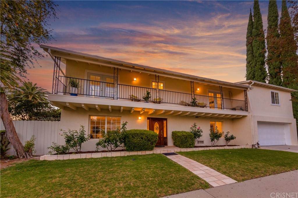 8563 Moorcroft Avenue - Photo 1