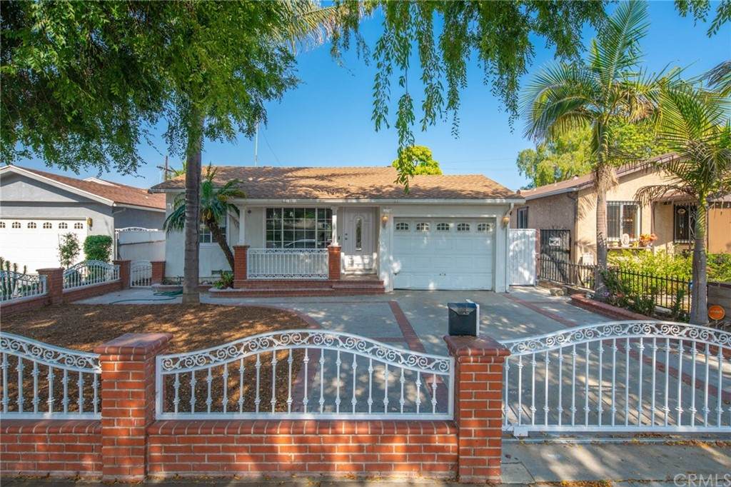 1136 Cary Avenue - Photo 1