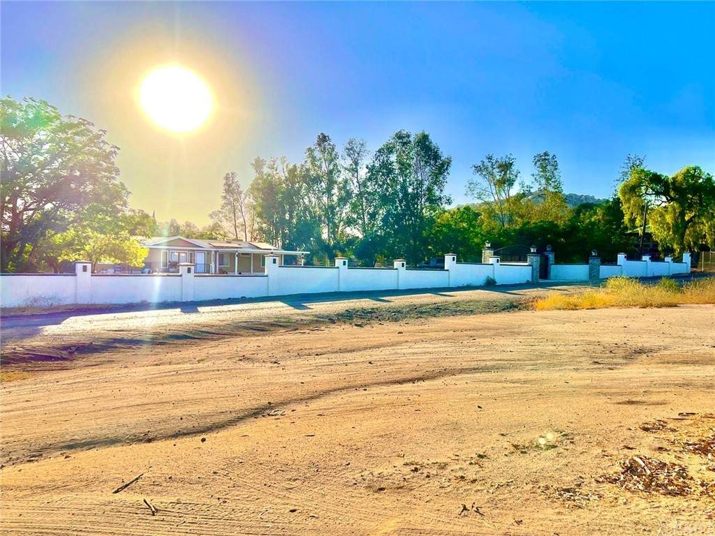 25215 Jamawag Drive - Photo 1